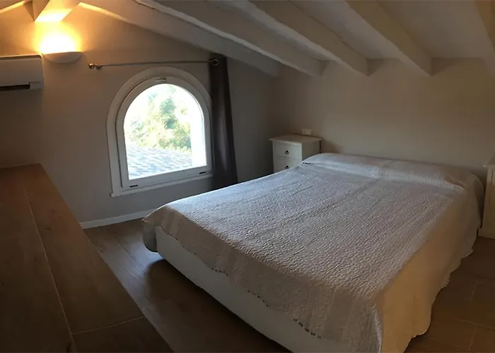 Elegance Ed A 公寓 皮诺港